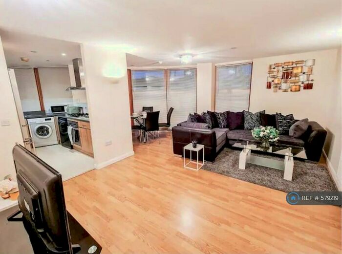 2 Bedroom Penthouse To Rent In Parkspring Court, Erith, DA8