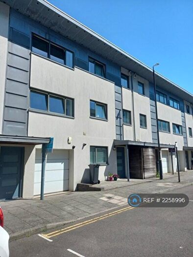 3 Bedroom Terraced House To Rent In Stroudley Road, Brighton, BN1