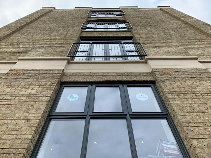 2 Bedroom Flat To Rent In Queensbridge Drive, Ramsgate, CT11