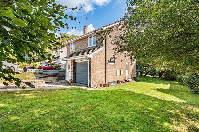 3 Bedroom Property For Sale In Ventonlace, Grampound Road, TR2