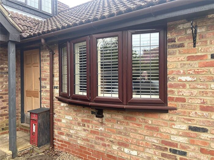 1 Bedroom Property To Rent In Ashwood Park, Fetcham, Leatherhead, Surrey, KT22