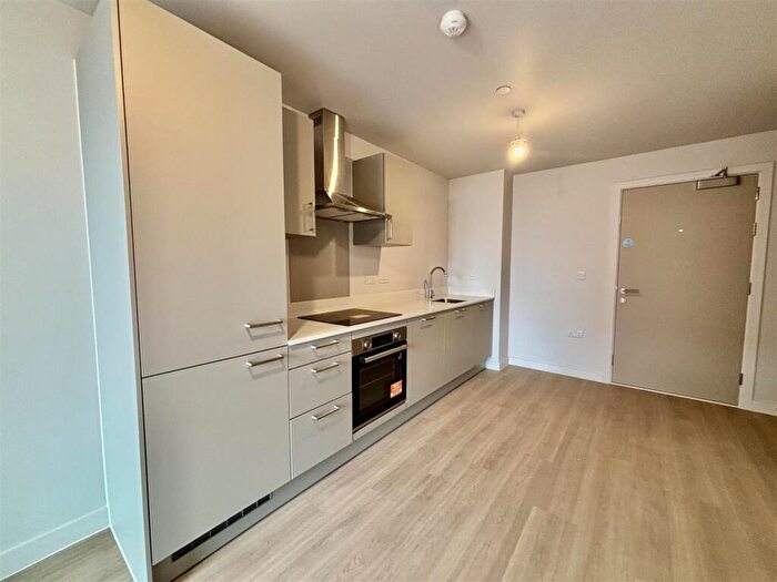 1 Bedroom Apartment To Rent In Botanical Avenue, Manchester, M16