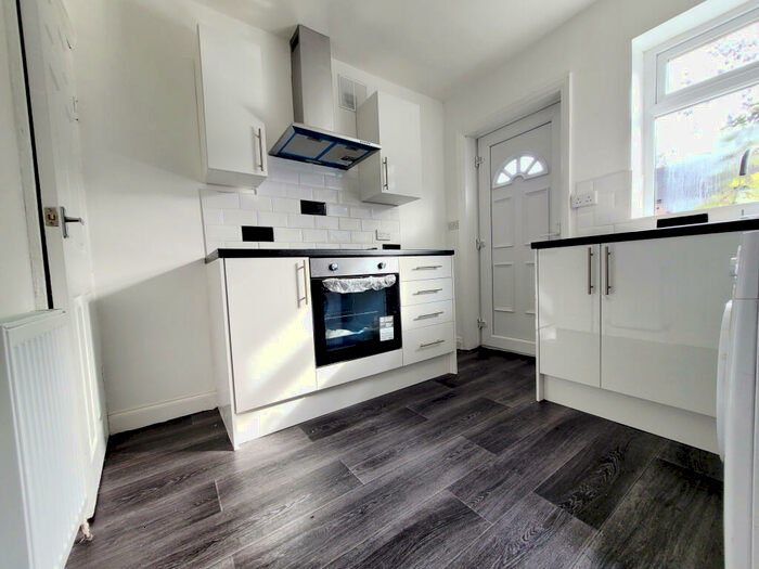 3 Bedroom House To Rent In Deepdale Drive, Pendlebury, M27