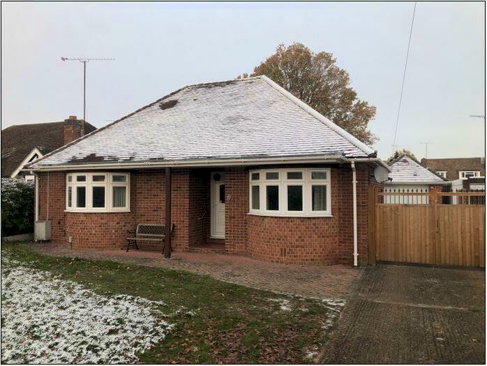2 Bedroom Detached Bungalow To Rent In Winnersh, Reading, RG41