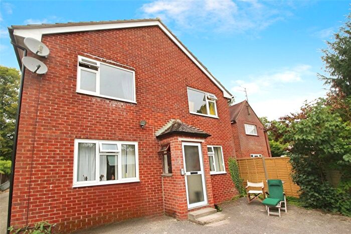 2 Bedroom Maisonette To Rent In Darlington Road, Basingstoke, Hampshire, RG21