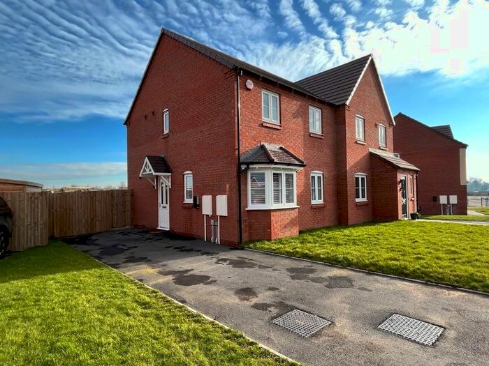 3 Bedroom Semi-Detached House For Sale In Crugetone Way, Crudgington, Telford, TF6