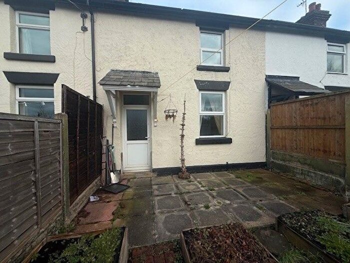 3 Bedroom Property To Rent In Hooton Road, Hooton, Ellesmere Port, CH66