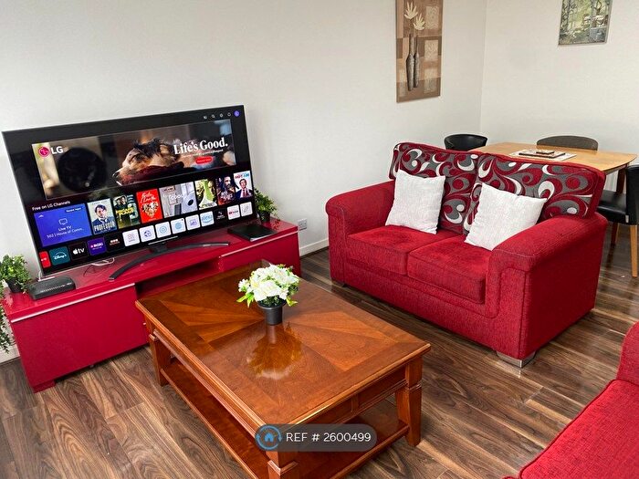 3 Bedroom End Terrace House To Rent In Torridon Place, Rosyth, Dunfermline, KY11