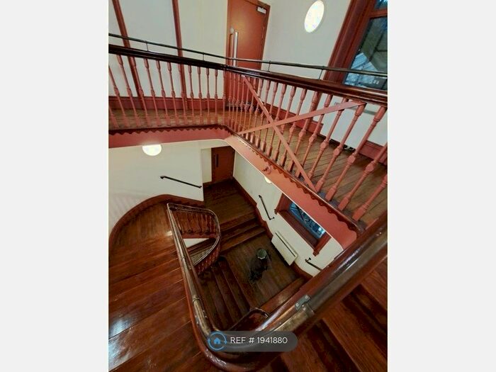 2 Bedroom Flat To Rent In Thomas Street, Manchester, M4