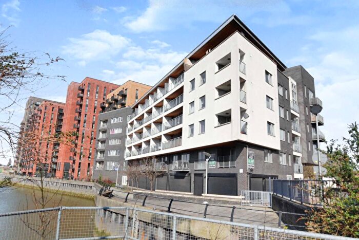 1 Bedroom Flat To Rent In Highbridge Road, Barking, London, IG11