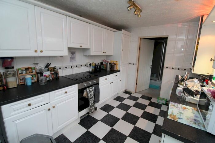 4 Bedroom Property To Rent In Manor Street, Heath, Cardiff, CF14