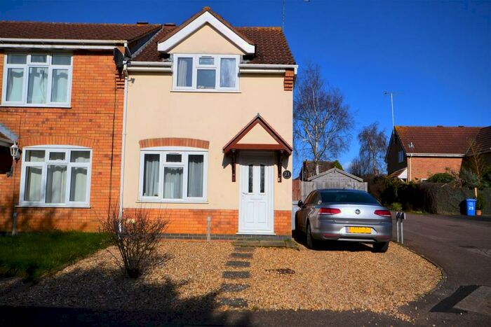 2 Bedroom Semi-Detached House To Rent In Diana Way, Kettering, NN15