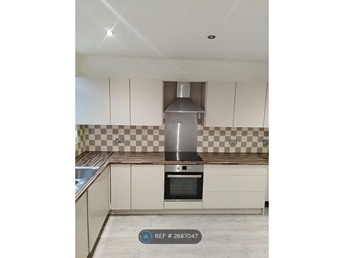 4 Bedroom Terraced House To Rent In Sturton Road, Sheffield, S4