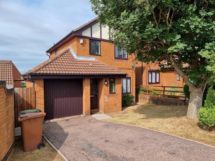 3 Bedroom Detached House To Rent In Ashby Close, Wellingborough Done, Northamptonshire., NN8