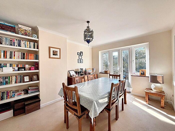 3 Bedroom Semi-Detached House For Sale In Gravel Close, Downton, SP5