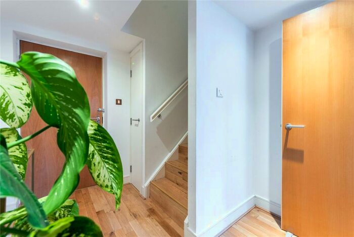 1 Bedroom Flat For Sale In Ingram Street, Glasgow, G1
