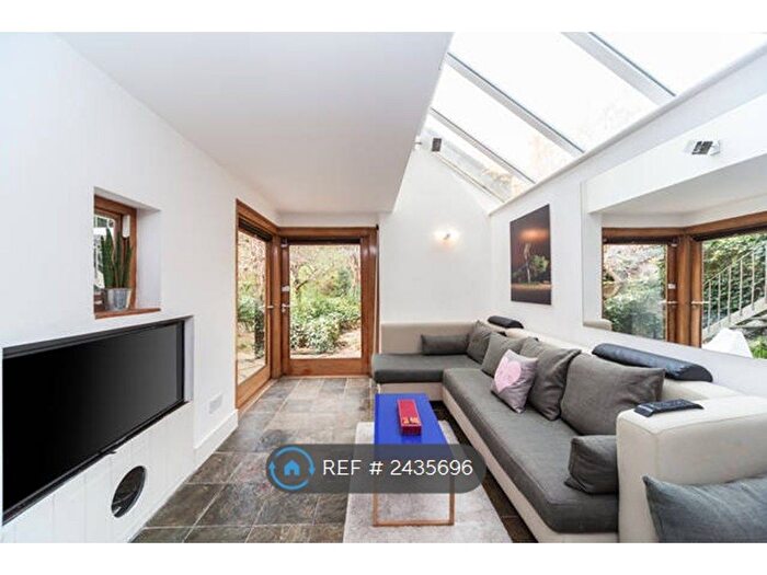 1 Bedroom Flat To Rent In Camden, London, NW1