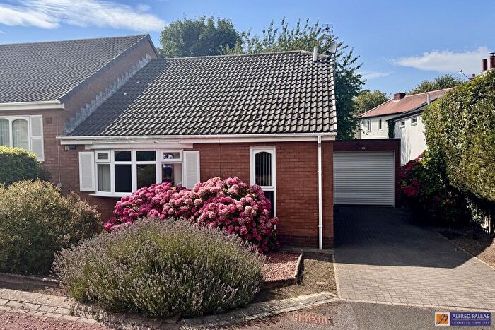 2 Bedroom Semi-Detached Bungalow For Sale In Mansfield Court, West Boldon, NE36