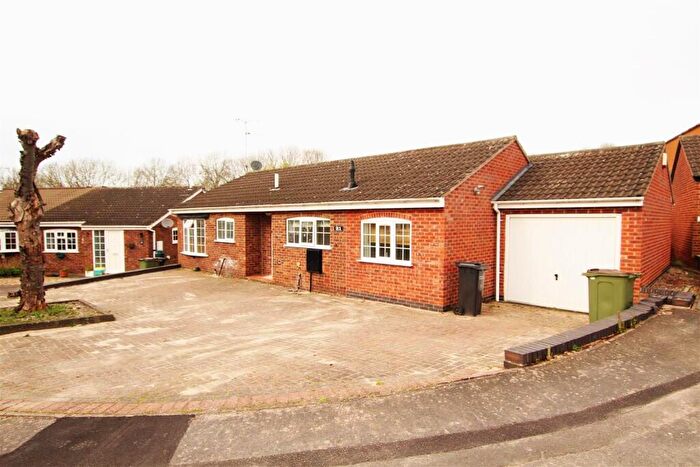 4 Bedroom Detached Bungalow To Rent In Wheatland Close, Oadby, Leicester, LE2