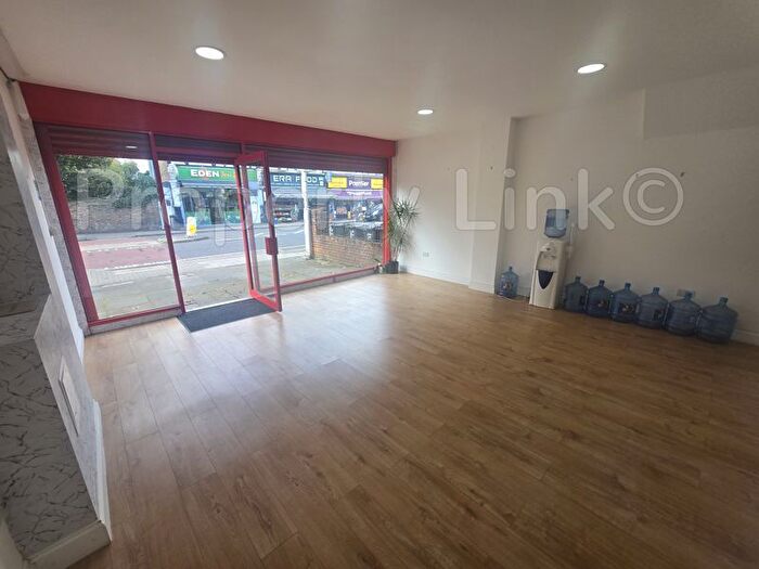 Property To Rent In Cranbrook Road, Ilford, IG6