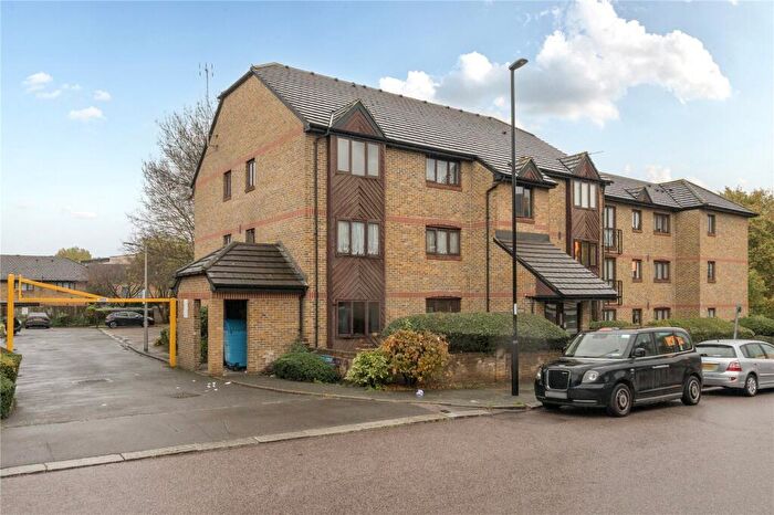 1 Bedroom Flat For Sale In Castle Court, Sydenham, London, SE26