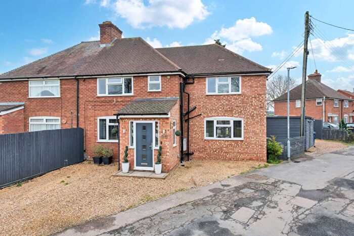 4 Bedroom Semi-Detached House For Sale In Portway, Melbourn, SG8