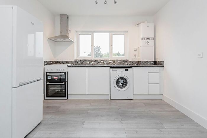 1 Bedroom Flat To Rent In London Road, North Cheam, SM3
