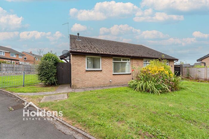 2 Bedroom Bungalow For Sale In Kingsfold Drive, Penwortham, PR1