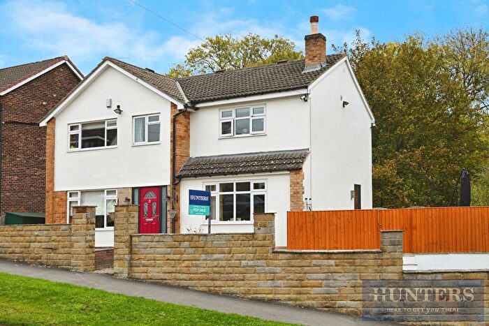 5 Bedroom Detached House For Sale In Greenlea Road, Yeadon, Leeds, LS19