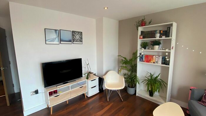 2 Bedroom Apartment To Rent In Ordsall Lane, Salford, M5