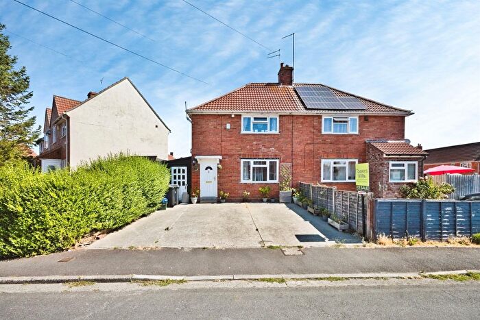 3 Bedroom Semi Detached House For Sale In Hillcrest Road, Yeovil, BA21