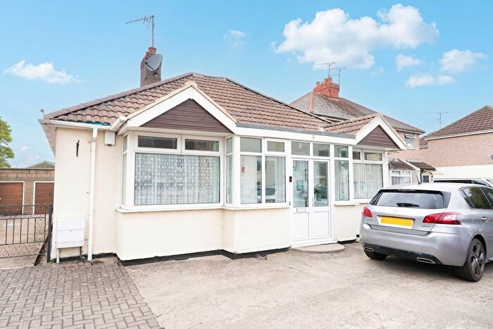 2 Bedroom Detached Bungalow For Sale In Cheney Manor Road, Swindon, SN2