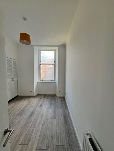 1 Bedroom Flat To Rent In Pollokshaws Road, Glasgow, G41