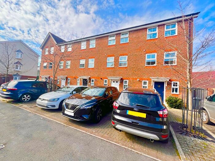 3 Bedroom Terraced House To Rent In Mescott Meadows, Hedge End, Southampton, Hampshire, SO30
