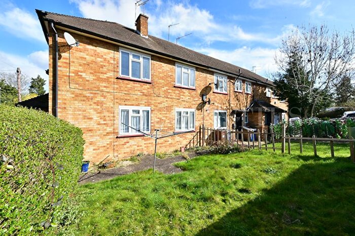 1 Bedroom Flat For Sale In Ritz Court, Potters Bar, EN6