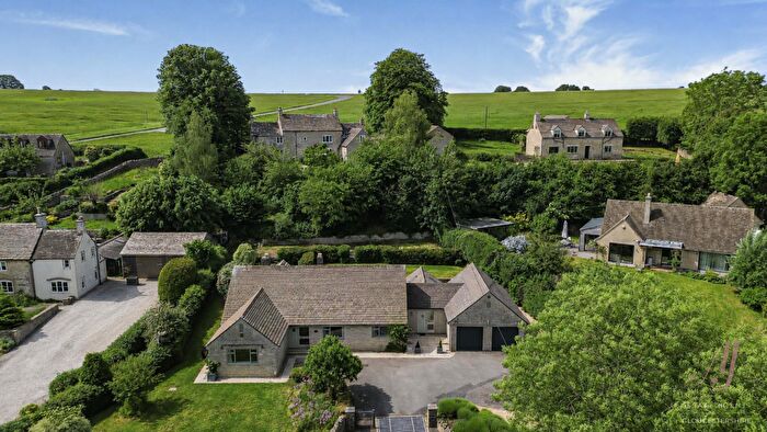 3 Bedroom Detached Bungalow For Sale In Burleigh, Stroud, GL5