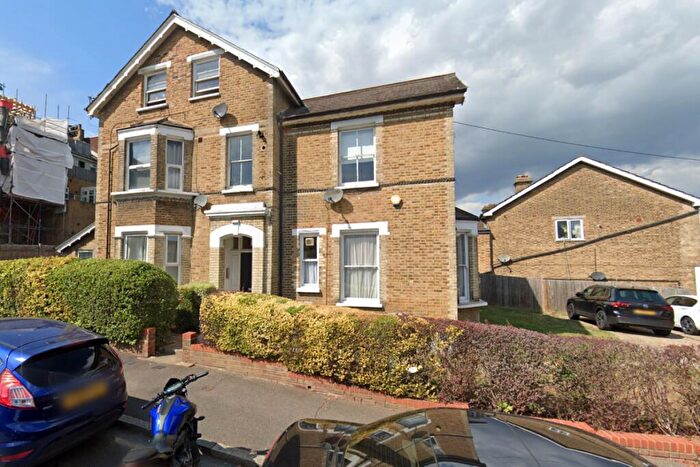 2 Bedroom Apartment To Rent In Minden Road, London, SE20