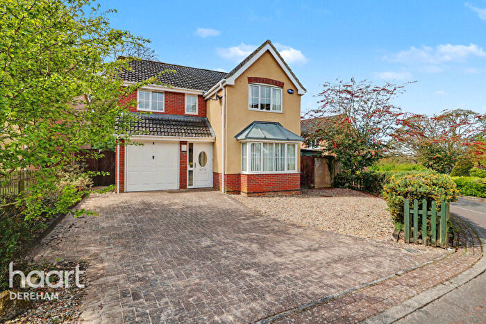 4 Bedroom Detached House For Sale In Byron Avenue, Dereham, NR19