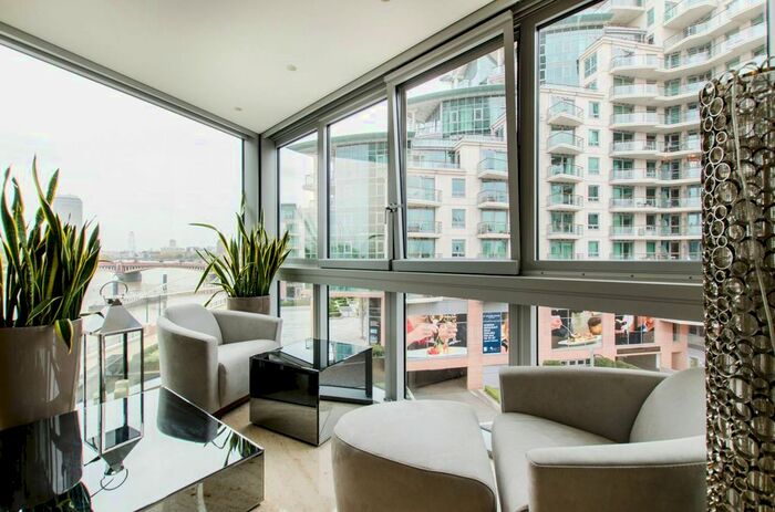 2 Bedroom Flat To Rent In St Georges Wharf, Nine Elms, London, SW8