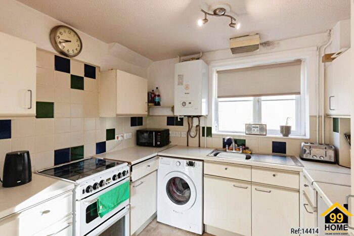 3 Bedroom End Of Terrace House For Sale In Bourton On The Water, Cheltenham, Gloucestershire, GL54