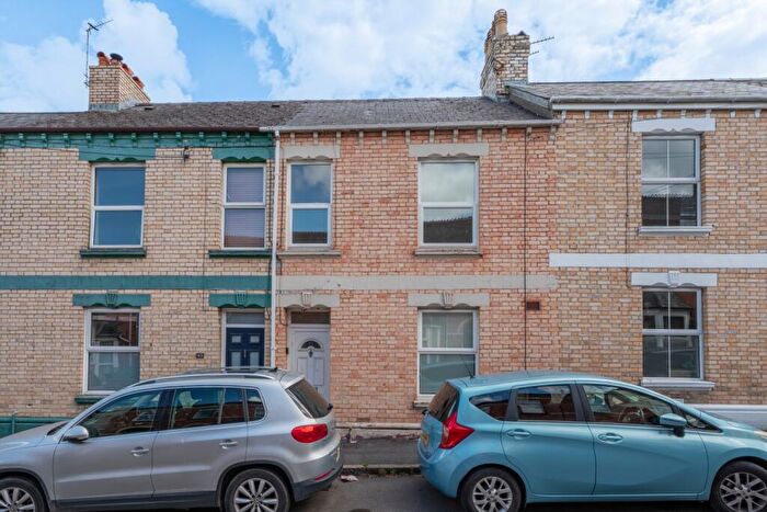 3 Bedroom Terraced House For Sale In Victoria Street, Barnstaple, Devon, EX32