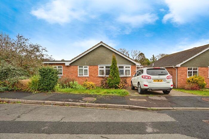 2 Bedroom Bungalow For Sale In James Copse Road, Waterlooville, Hampshire, PO8