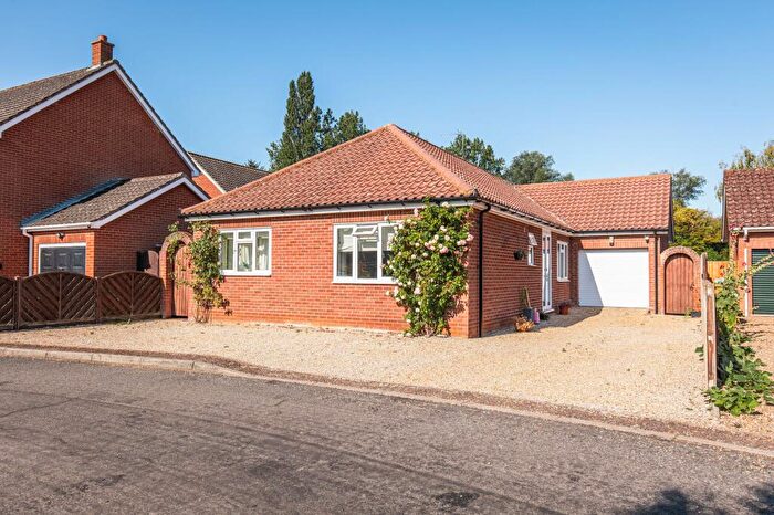 3 Bedroom Detached Bungalow For Sale In Barford, NR9
