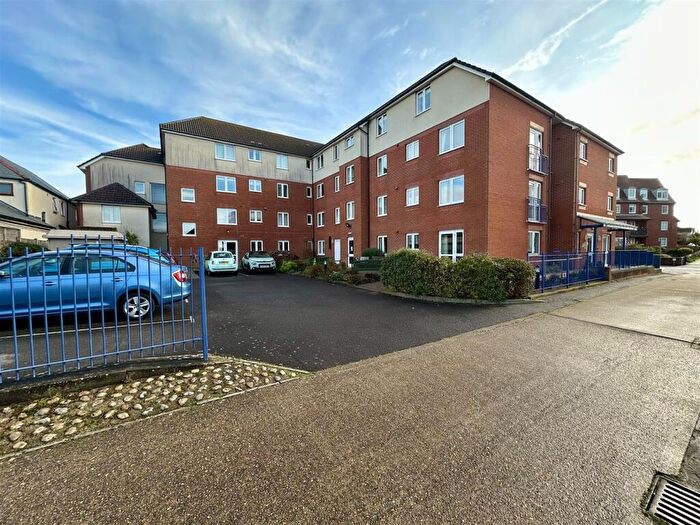 2 Bedroom Retirement Property For Sale In Beach Road, Lee-On-The-Solent, PO13