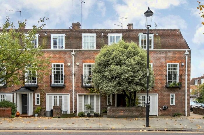 4 Bedroom Detached House To Rent In Abbotsbury Road, London, W14