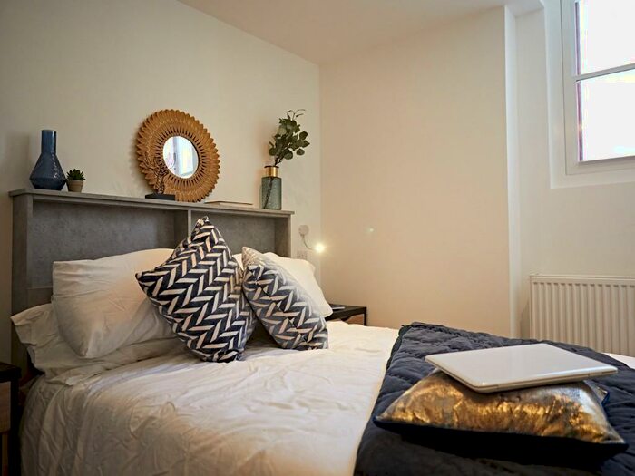 Studio To Rent In The Headrow, LS1