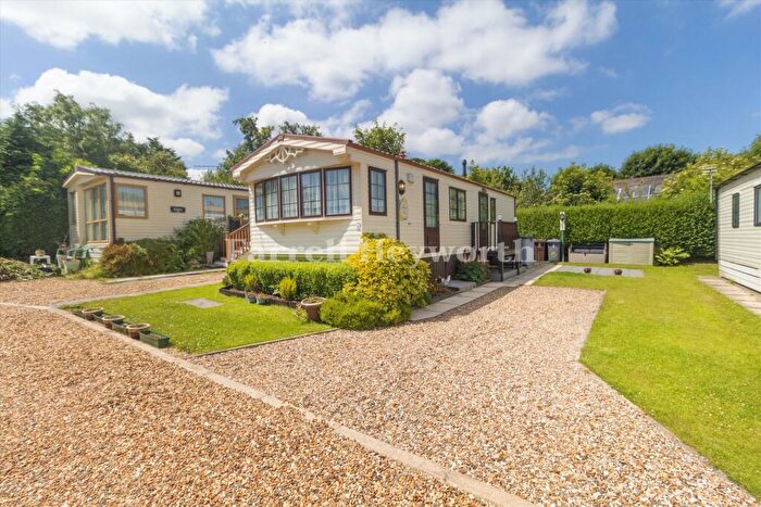 2 Bedroom Property For Sale In Poolfoot Lane, Singleton, Poulton Le Fylde, FY6