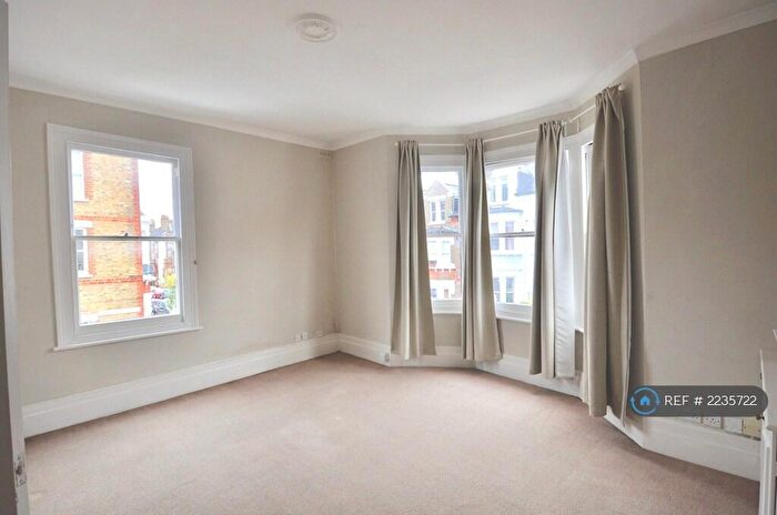 1 Bedroom Flat To Rent In Leathwaite Rd, London, SW11