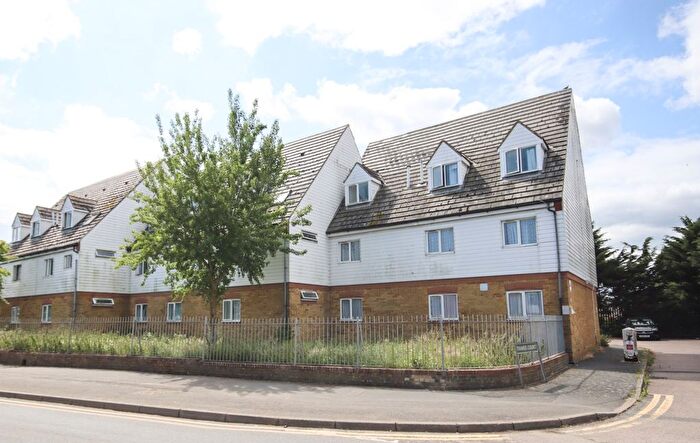 3 Bedroom Flat To Rent In Thames Court, Leysdown Road, Sheerness, Kent, ME12