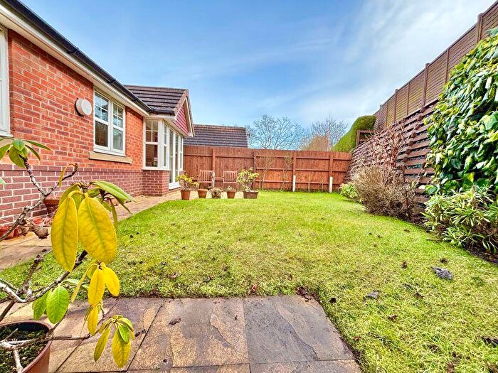 2 Bedroom Detached Bungalow For Sale In Poplar Rise, Great Barr, Birmingham, B42